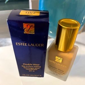 Estée Lauder Double Wear Stay-in-Place Matte Makeup Foundation 1W2 Sand New!